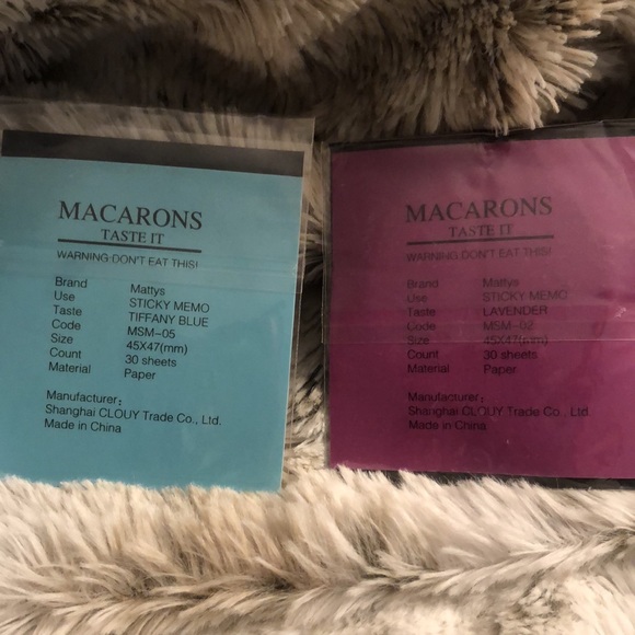 Assorted Bundle of sticky notes & tabs - Picture 13 of 13